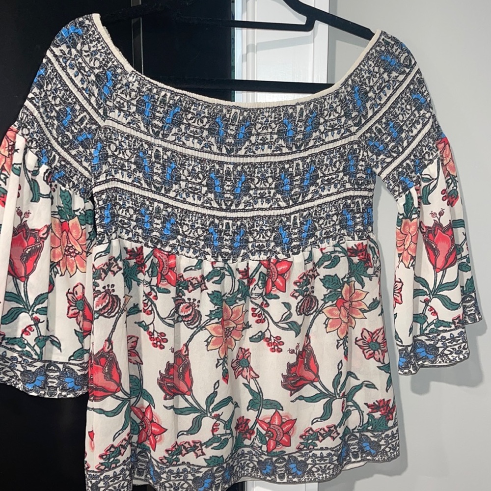 Floral Off the shoulder Top